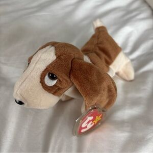 Ty Beanie Buddy TRACKER the Basset Hound Dog MWMT Plush Stuffed Animal Toy